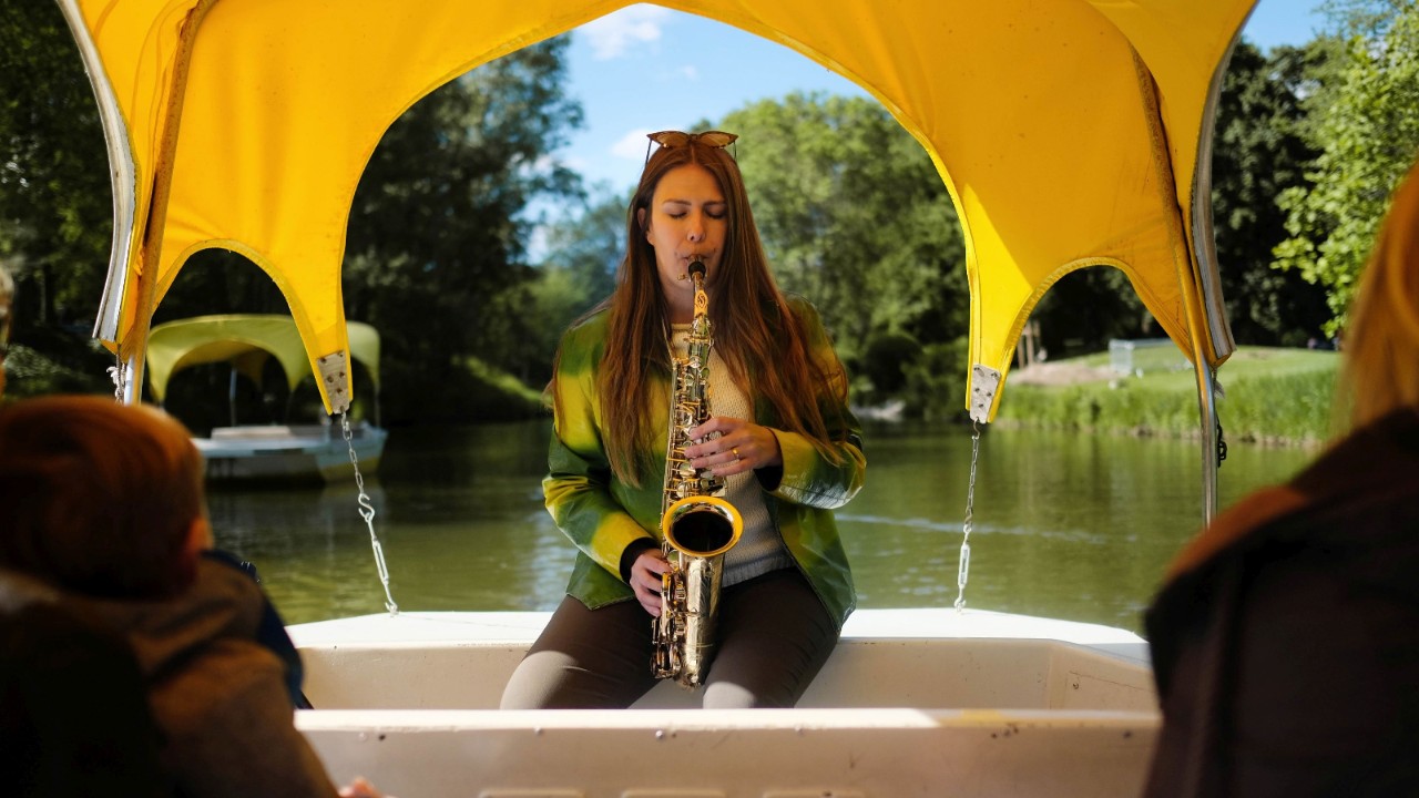 Saxophon-Musikerin