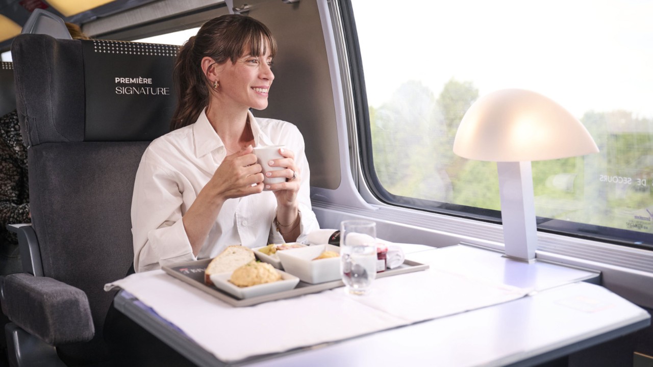Reisen Sie exklusiv in der neuen Reiseklasse von TGV Lyria: Première Signature.