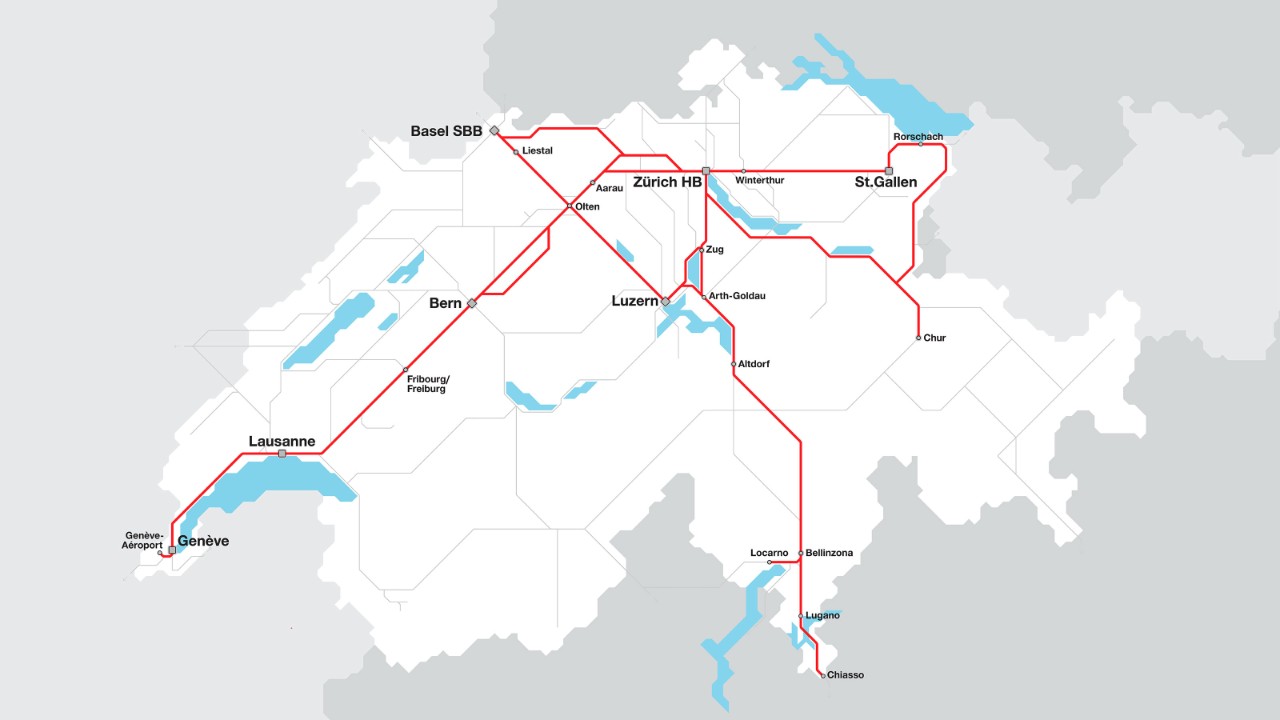 Der FV-Dosto verkehrt auf der Linie St. Gallen–Zürich HB–Bern–Lausanne–Genève. Zusätzliche Einsatzstrecken sind Basel SBB–Zürich HB, St. Gallen–Chur, Zürich–Chur, Luzern–Zürich, Luzern–Bern,  Basel–Olten–Bern–Interlaken Ost/Brig und Basel–Lugano. 