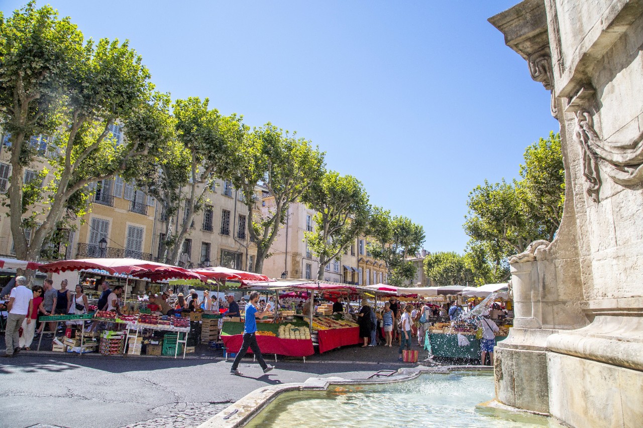 Mercato settimanale di Aix-en-Provence
